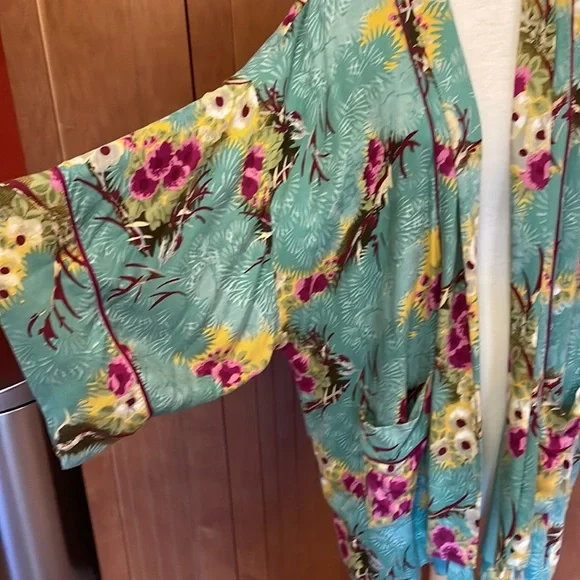 Anthropologie Floreat green/magenta/taupe/yellow/white print kimono XS/S - Picture 2 of 9